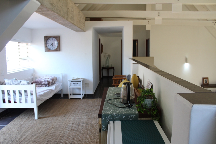 5 Bedroom Property for Sale in Canals Eastern Cape